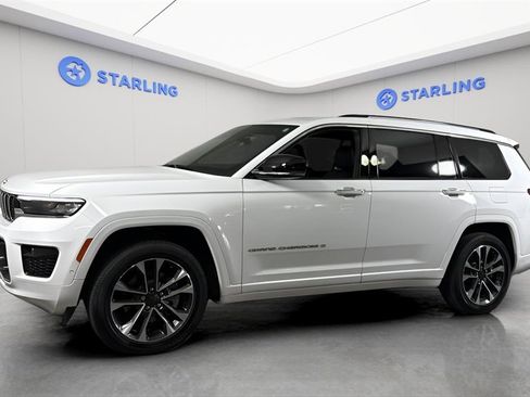 Used 2023 Jeep Grand Cherokee L Overland image 2