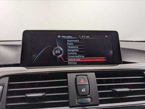 Used 2015 BMW M4 Coupe image 24