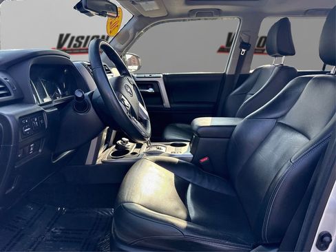 Used 2020 Toyota 4Runner Limited AWD/4WD image 9