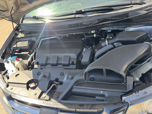 Used 2017 Honda Odyssey EX-L image 23