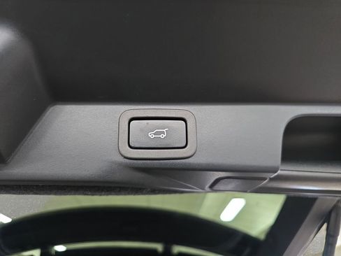 Used 2019 Land Rover Range Rover Sport Supercharged AWD/4WD image 31