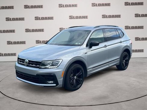 Used 2019 Volkswagen Tiguan SEL Premium R-Line w/ 3rd Row Seat Package AWD/4WD image 1