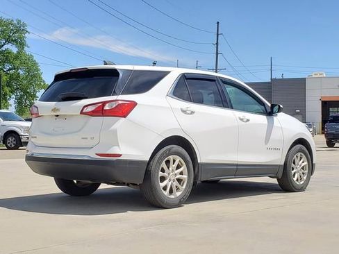Used 2018 Chevrolet Equinox LT AWD/4WD image 4