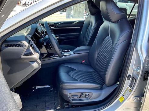 Used 2024 Toyota Camry SE image 24