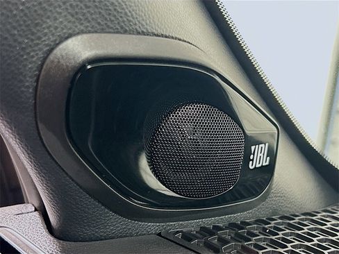 Used 2025 Toyota 4Runner Limited image 16