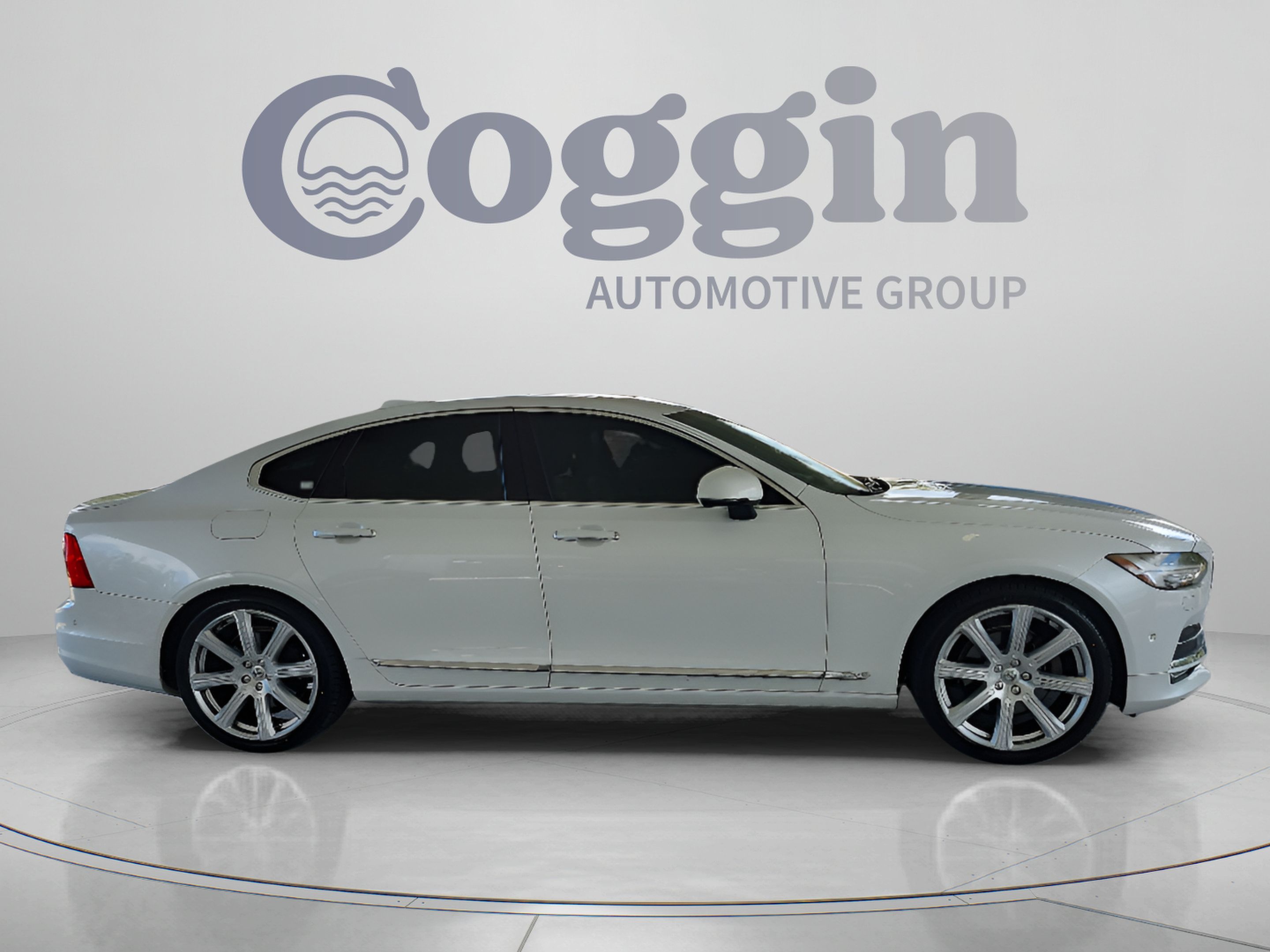 Used 2017 Volvo S90 T5 Inscription w/ Vision Package FWD image 6
