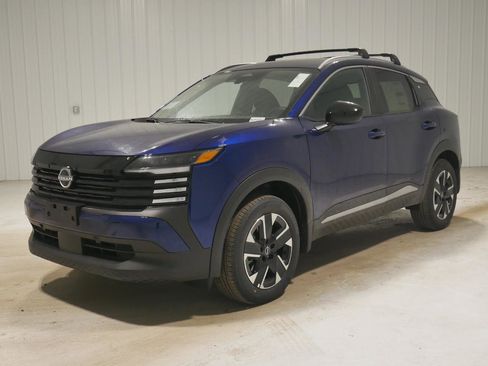 New 2026 Nissan Kicks SV image 1