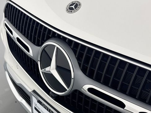 New 2026 Mercedes-Benz GLC 300 image 11
