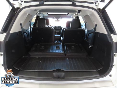 Used 2023 Nissan Pathfinder SL w/ SL Premium Package image 26