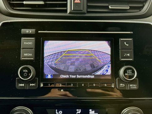 Used 2018 Honda CR-V LX image 11