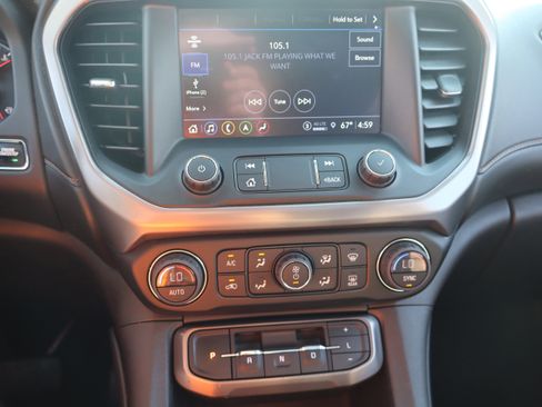 Used 2022 GMC Acadia AT4 w/ Technology Package AWD/4WD image 19