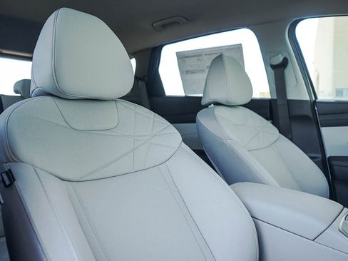 New 2025 Hyundai Tucson SEL image 12