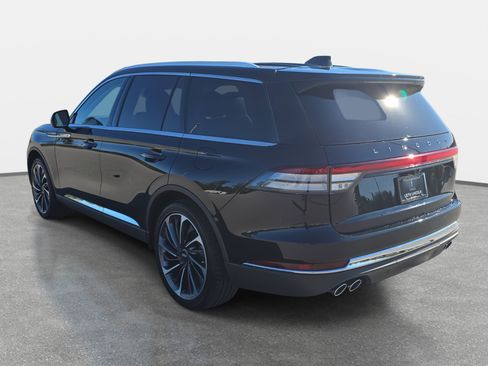 New 2025 Lincoln Aviator Reserve w/ Equipment Group 201A image 7