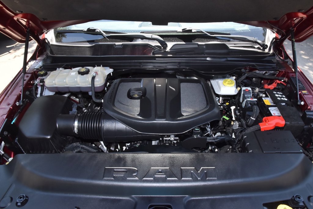 Used 2025 RAM 1500 Lone Star AWD/4WD image 41