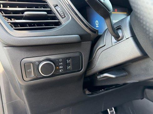 Used 2024 Ford Escape ST-Line image 24