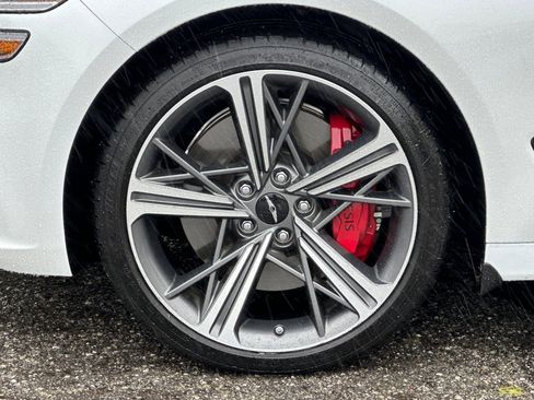 Used 2025 Genesis G70 3.3T Advanced image 27