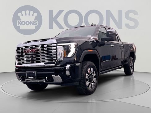 New 2026 GMC Sierra 3500 Denali w/ Denali Reserve Package AWD/4WD image 1