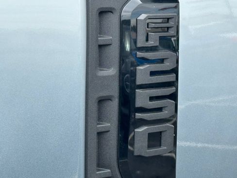 New 2026 Ford F250 Lariat w/ Black Appearance Package AWD/4WD image 29