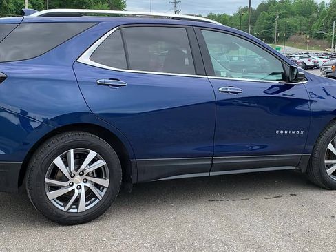 Used 2022 Chevrolet Equinox Premier FWD image 4