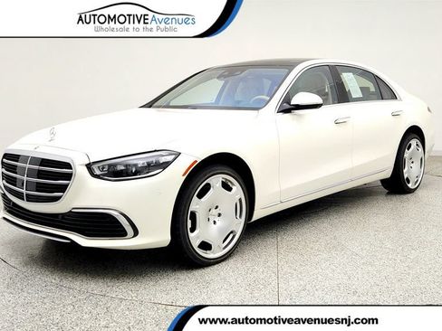 Used 2022 Mercedes-Benz S 580 4MATIC Sedan image 1