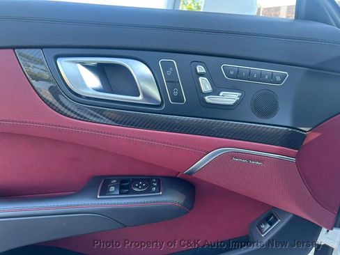Used 2018 Mercedes-Benz SL 550 image 51