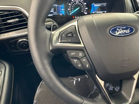 Used 2024 Ford Edge Titanium w/ Titanium Elite Package AWD/4WD image 20
