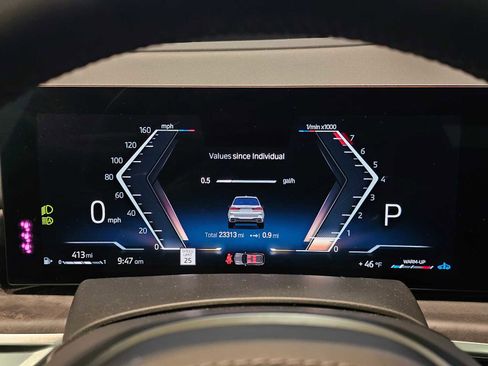 Used 2023 BMW X7 xDrive40i w/ M Sport Package image 13