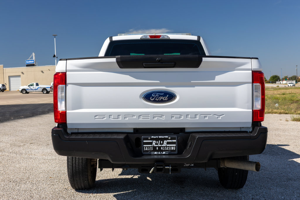 Used 2017 Ford F250 XL w/ Power Equipment Group RWD image 6