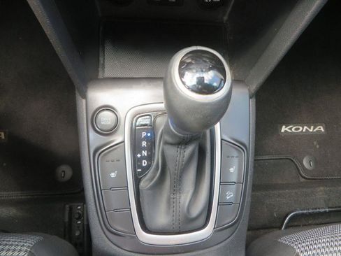 Used 2020 Hyundai Kona SEL FWD image 19