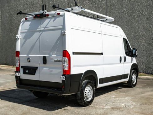 Used 2024 RAM ProMaster 2500 FWD image 8