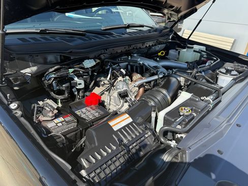 Used 2024 Ford F250 Platinum AWD/4WD image 10