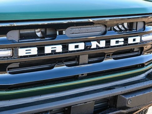 New 2025 Ford Bronco Outer Banks AWD/4WD image 13