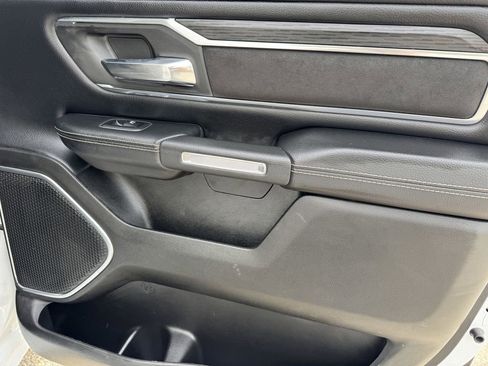 Used 2024 RAM 1500 Laramie image 12