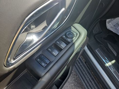 Used 2024 GMC Yukon XL AT4 w/ AT4 Premium Plus Package image 12