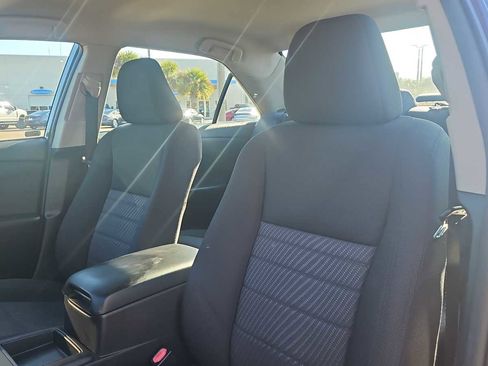 Used 2017 Toyota Camry LE image 13