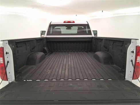 Used 2025 Chevrolet Silverado 2500 W/T w/ WT Convenience Package image 16