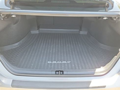 Used 2025 Toyota Camry SE FWD image 26