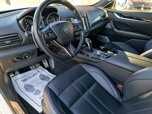 Used 2020 Maserati Levante GranSport image 20