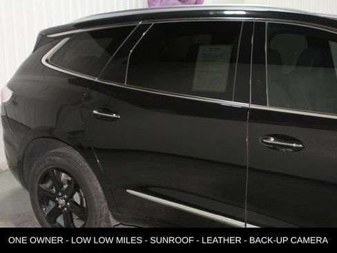 Used 2023 Buick Enclave Essence w/ Experience Buick Package AWD/4WD image 4