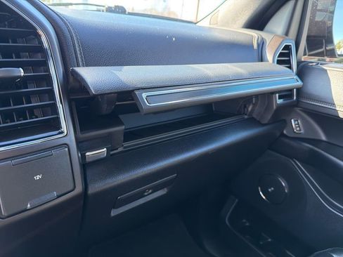 Used 2021 Ford Expedition Limited RWD image 53
