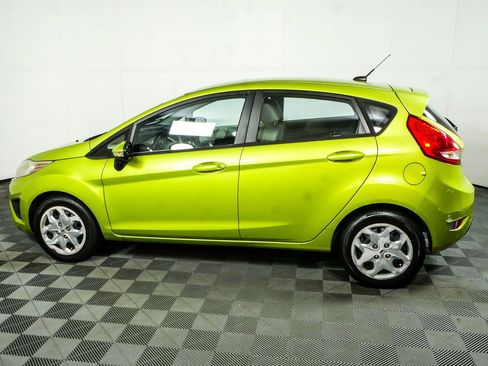 Used 2013 Ford Fiesta SE FWD image 27