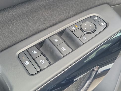 New 2026 Nissan Pathfinder SV FWD image 11