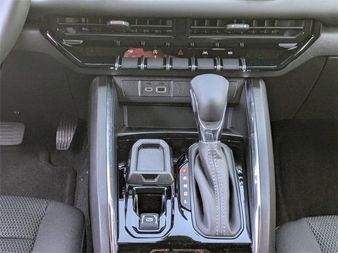 New 2026 GMC Canyon Elevation w/ Convenience Package image 18