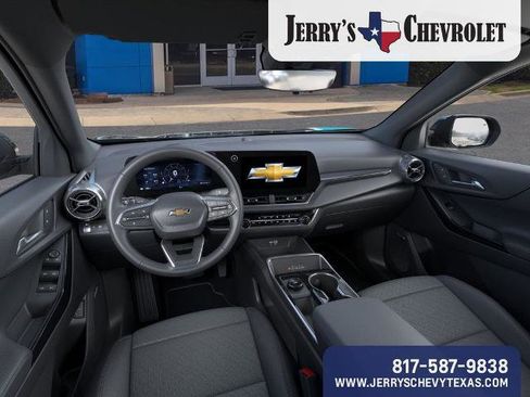 New 2026 Chevrolet Equinox LT w/ Convenience Package II image 17