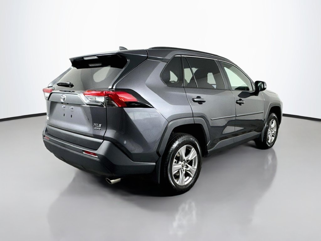 Used 2025 Toyota RAV4 XLE w/ Weather Package AWD/4WD image 8