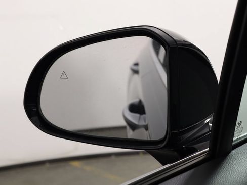 Used 2023 Hyundai Santa Fe SEL FWD image 41