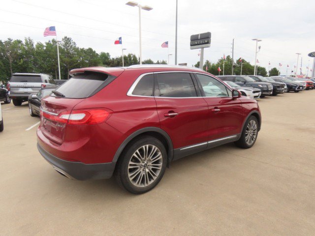 Used 2016 Lincoln MKX Reserve w/ Driver Assistance Package FWD image 8
