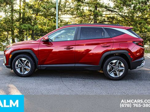 Used 2025 Hyundai Tucson SEL FWD image 6