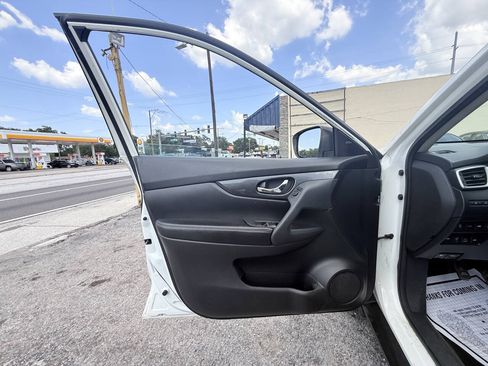 Used 2016 Nissan Rogue SL w/ SL Premium Package AWD/4WD image 11