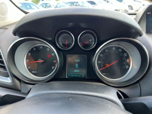 Used 2016 Buick Encore FWD image 45